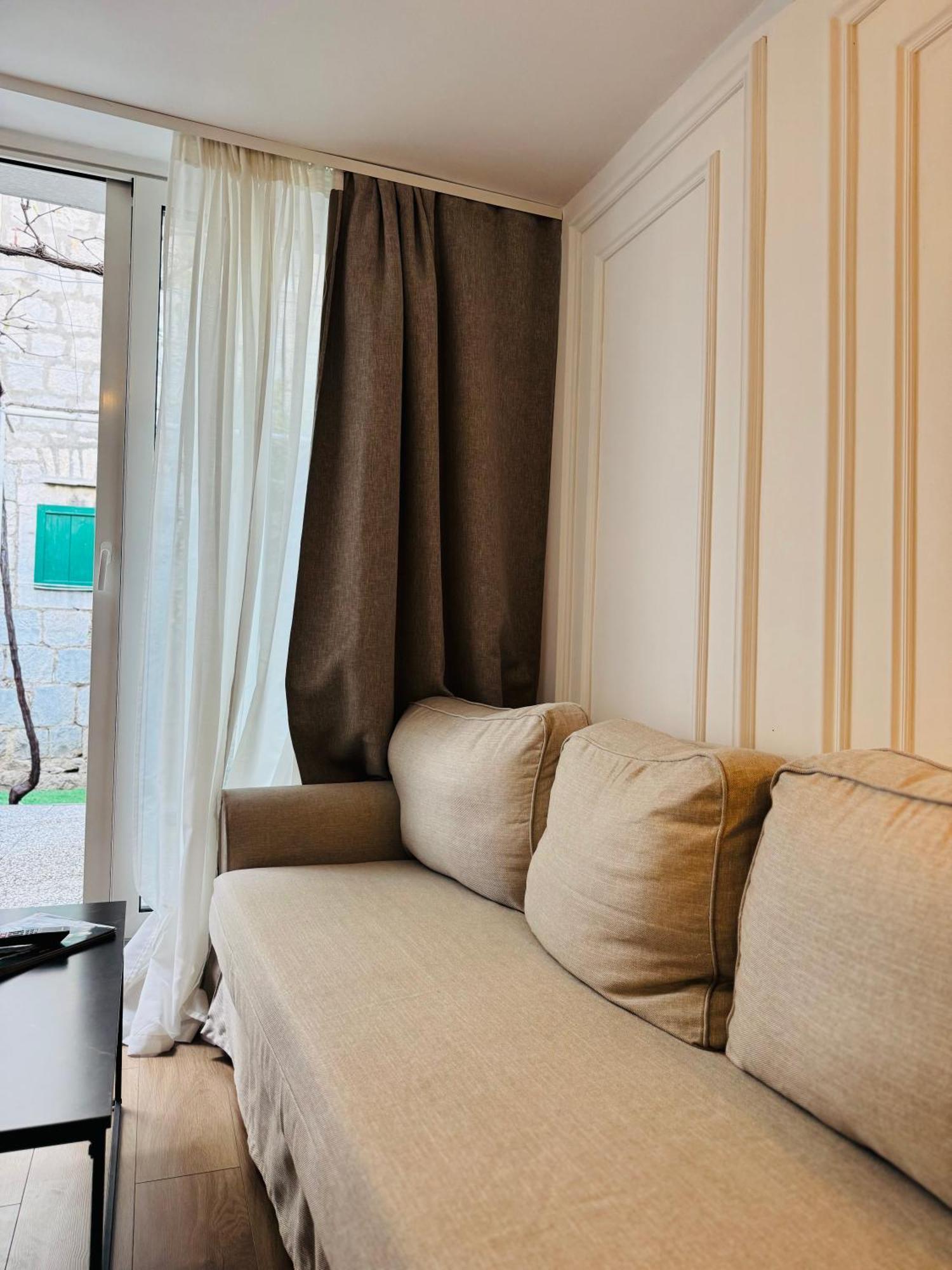 Apartment Stari Dvor Kastela Exterior photo